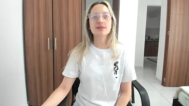 dears_pearlss – webcam model profile photo Image 17