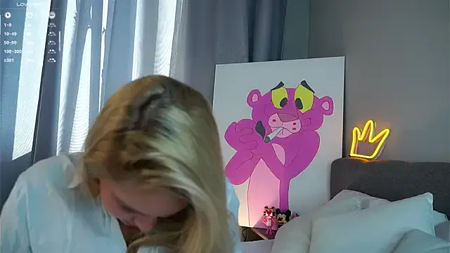 zeldaes – webcam model profile photo Image 12