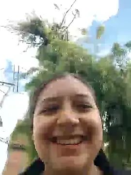 Earth_001 – webcam model profile photo Image 12