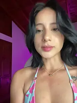 Ale_Lewis – webcam model profile photo