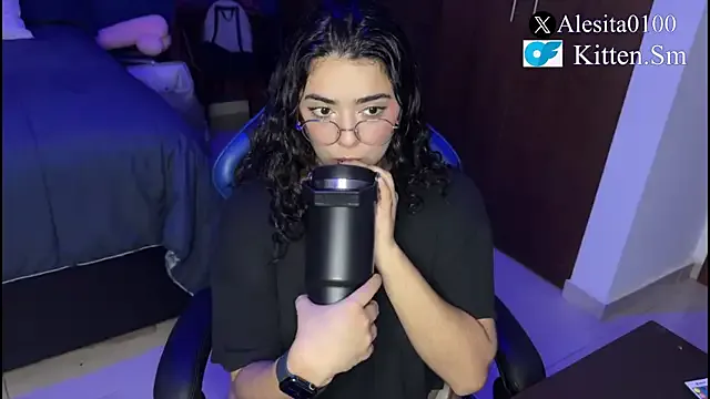 V-Hot-Sweti – webcam model profile photo Image 17