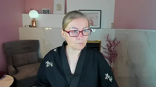 dears_pearlss – webcam model profile photo Image 3