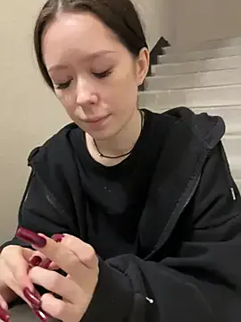 yess_kiki – webcam model profile photo Image 13