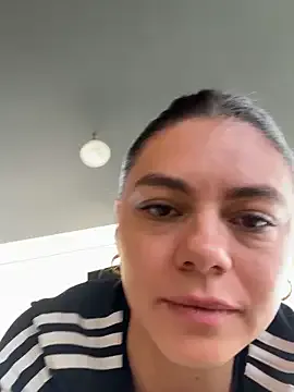 its_amesha – webcam model profile photo Image 17