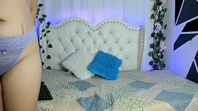 pricillahoinacki – webcam model profile photo Image 3