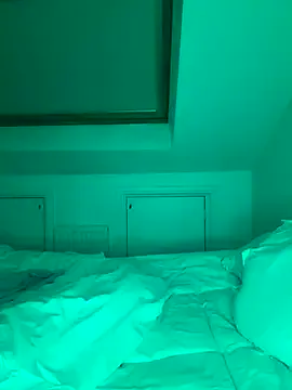 valerie_rose777 – webcam model profile photo Image 6