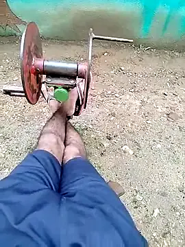 DomManlyGuy – webcam model profile photo Image 14