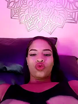 someone_sweet – webcam model profile photo Image 6