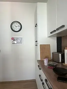 skinny_candy18 – webcam model profile photo Image 6