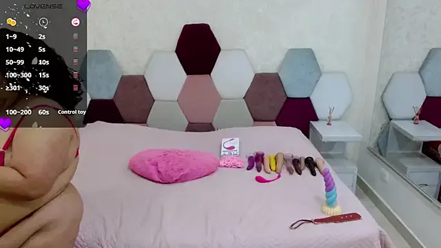 Freya_Mikaelson – webcam model profile photo Image 14