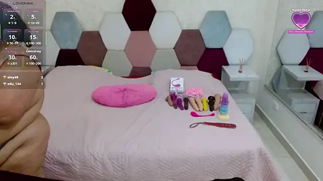 Freya_Mikaelson – webcam model profile photo Image 6