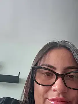 shiningdawn – webcam model profile photo Image 3