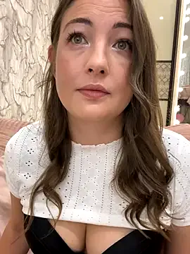 julietaromaniss – webcam model profile photo Image 7