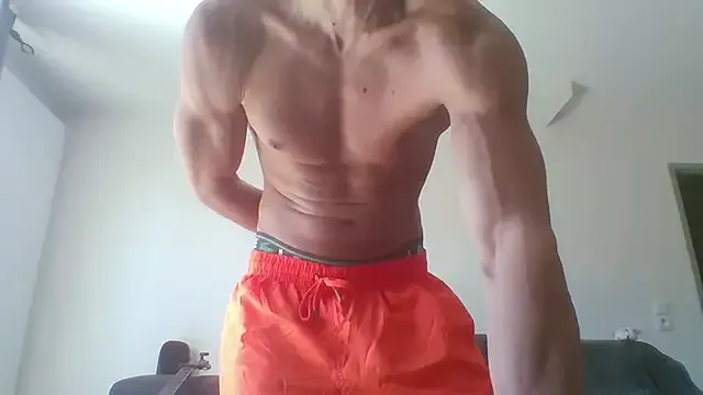 yuly_terner – webcam model profile photo Image 2