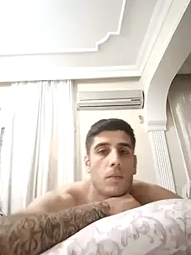 kaliana_ggh – webcam model profile photo Image 2