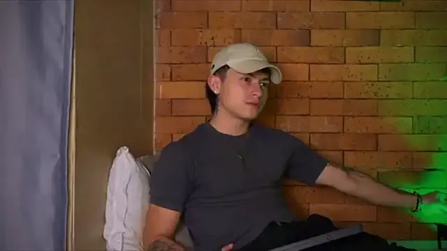 seloloko20 – webcam model profile photo Image 4