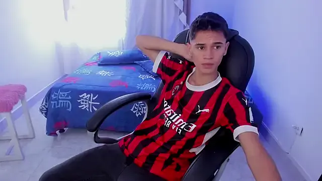 KingBlack25cm – webcam model profile photo Image 15