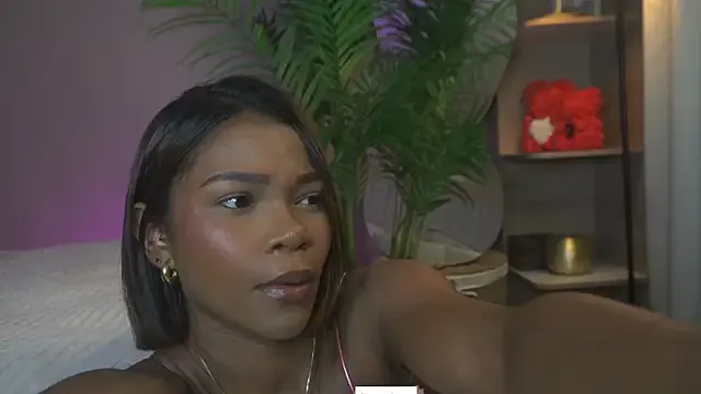 AuroraBoreal69 – webcam model profile photo Image 10