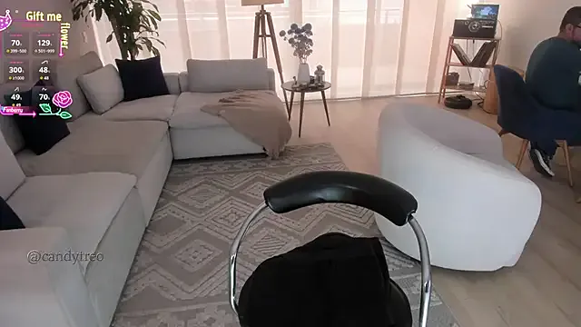 chloe_show – webcam model profile photo Image 16