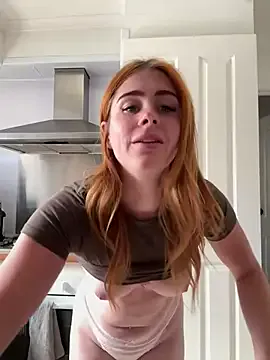 aus_queen Image 2