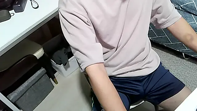 Gaia33 – webcam model profile photo Image 5