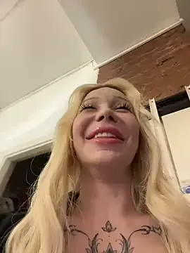 loving_ladies – webcam model profile photo Image 3