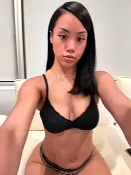 kaliana_ggh – webcam model profile photo Image 7