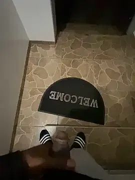 loving_ladies – webcam model profile photo Image 2