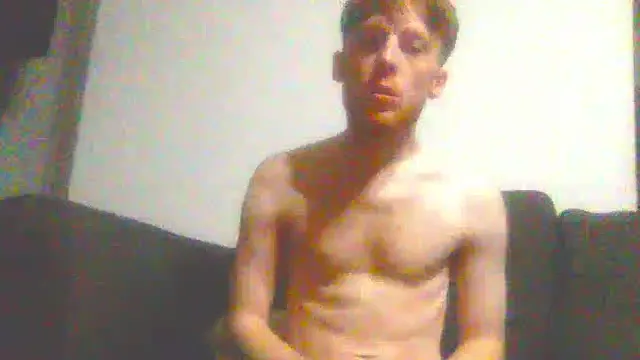 starvingo2002 – webcam model profile photo Image 4