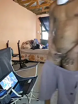 Todays_Dream – webcam model profile photo Image 6