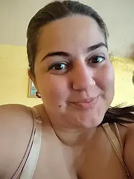 someone_sweet – webcam model profile photo Image 9