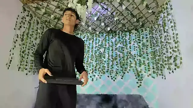 Bastian_boyshot77 Image 2