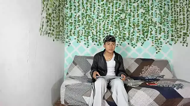 Bastian_boyshot77 Image 3