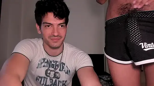 little_show_sexy – webcam model profile photo Image 7