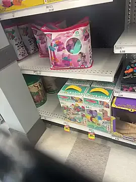 someone_sweet – webcam model profile photo Image 8