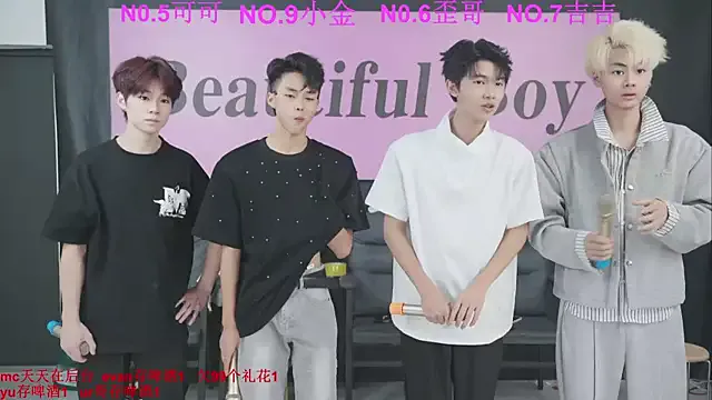 Charlotte_18 – webcam model profile photo Image 13