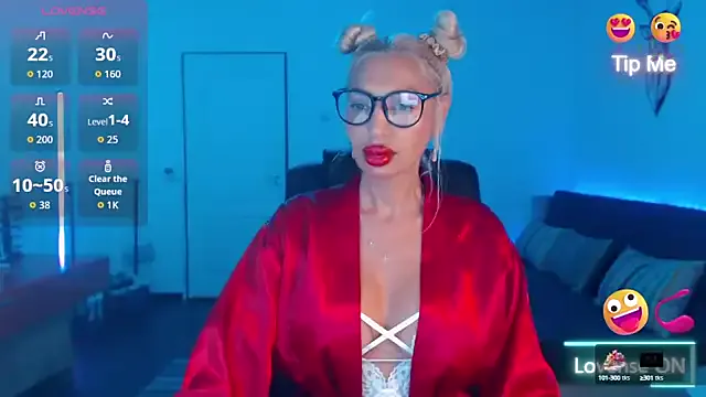 roouse – webcam model profile photo Image 16