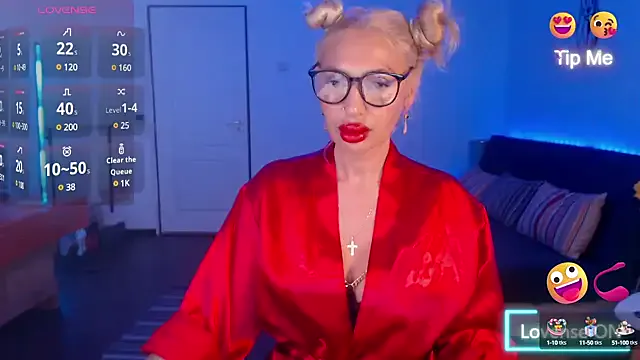 roouse – webcam model profile photo Image 5