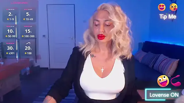 roouse – webcam model profile photo Image 7