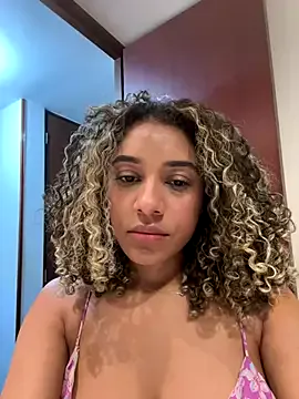 pusichka_ – webcam model profile photo Image 18