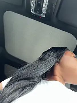 nicolelevis – webcam model profile photo Image 14