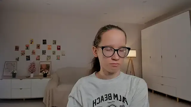 dears_pearlss – webcam model profile photo Image 8