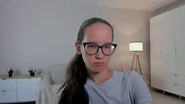 dears_pearlss – webcam model profile photo Image 9