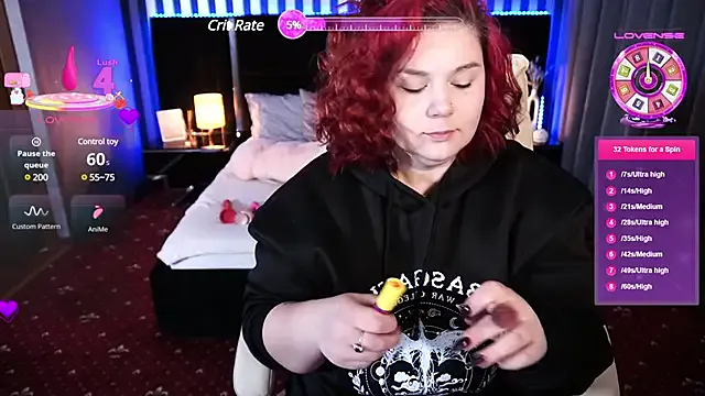 BettyDark – webcam model profile photo