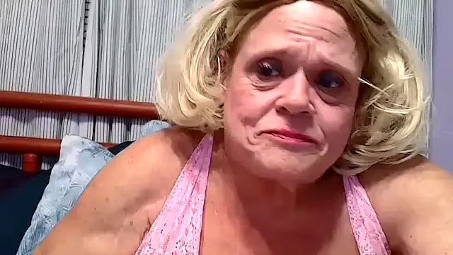 WitchAnnie – webcam model profile photo Image 6