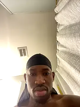 Megu_Melon – webcam model profile photo Image 10