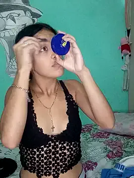 roouse – webcam model profile photo Image 7