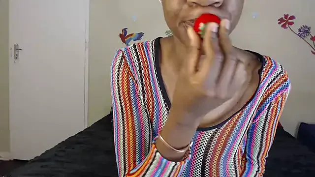 sweetyprincess_ – webcam model profile photo Image 8