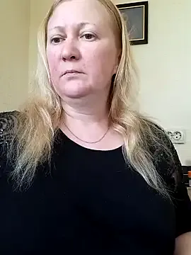 blondyaguar Image 8