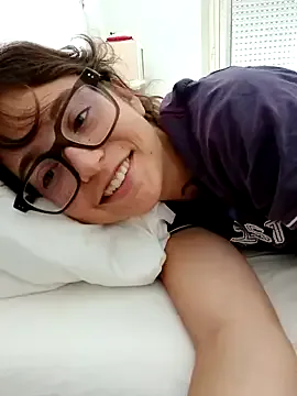 hornyshow_tv – webcam model profile photo Image 10